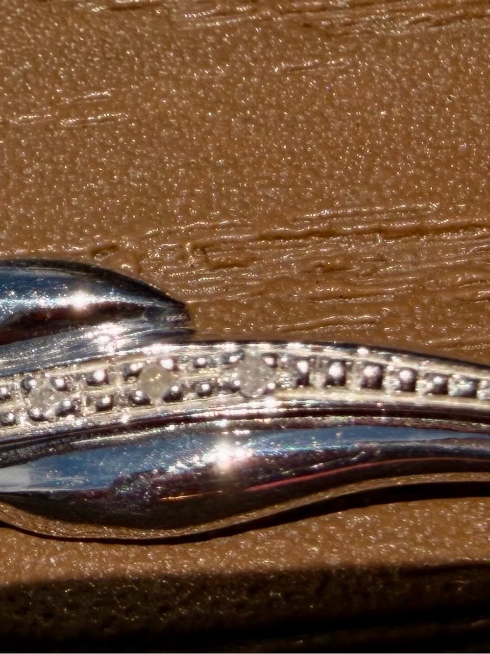Diamond Wave Bracelet 0.05 CTW Rhodium Sterling Silver 7.5β - Picture 3 of 9